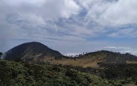 Gunung Lawu