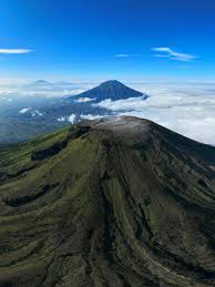 Gunung Sindoro