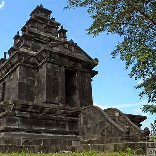 Peninggalan Tarumanegara