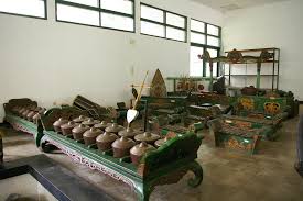 Foto 3 Kerajaan Sunda - Gamelan Sunda